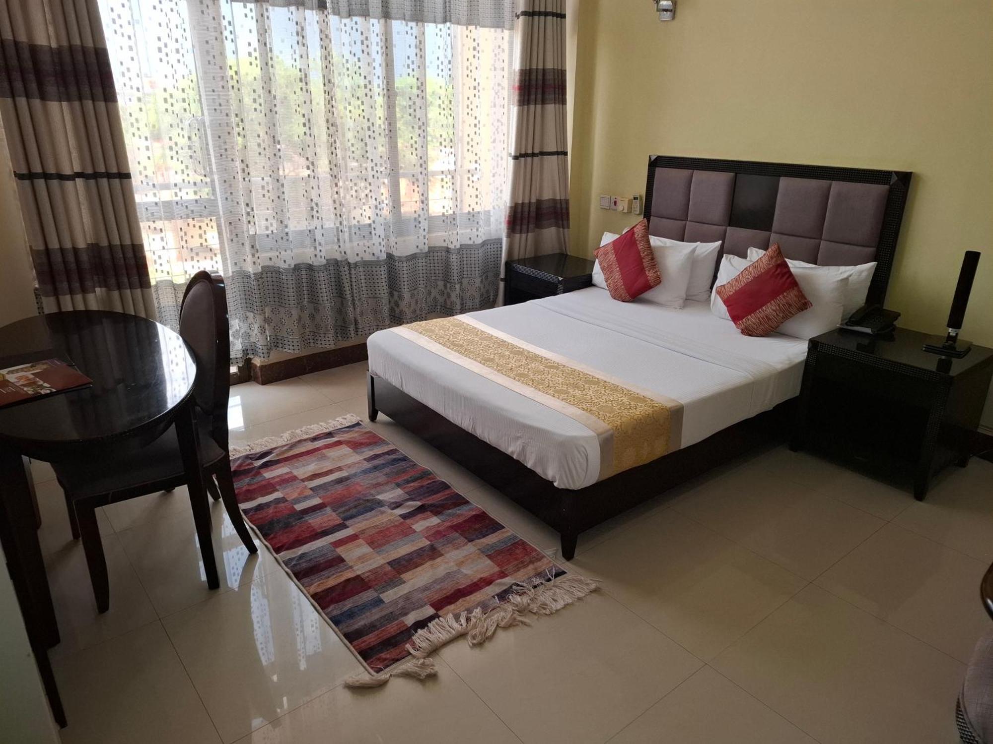 Flomi Hotel Morogoro Dış mekan fotoğraf