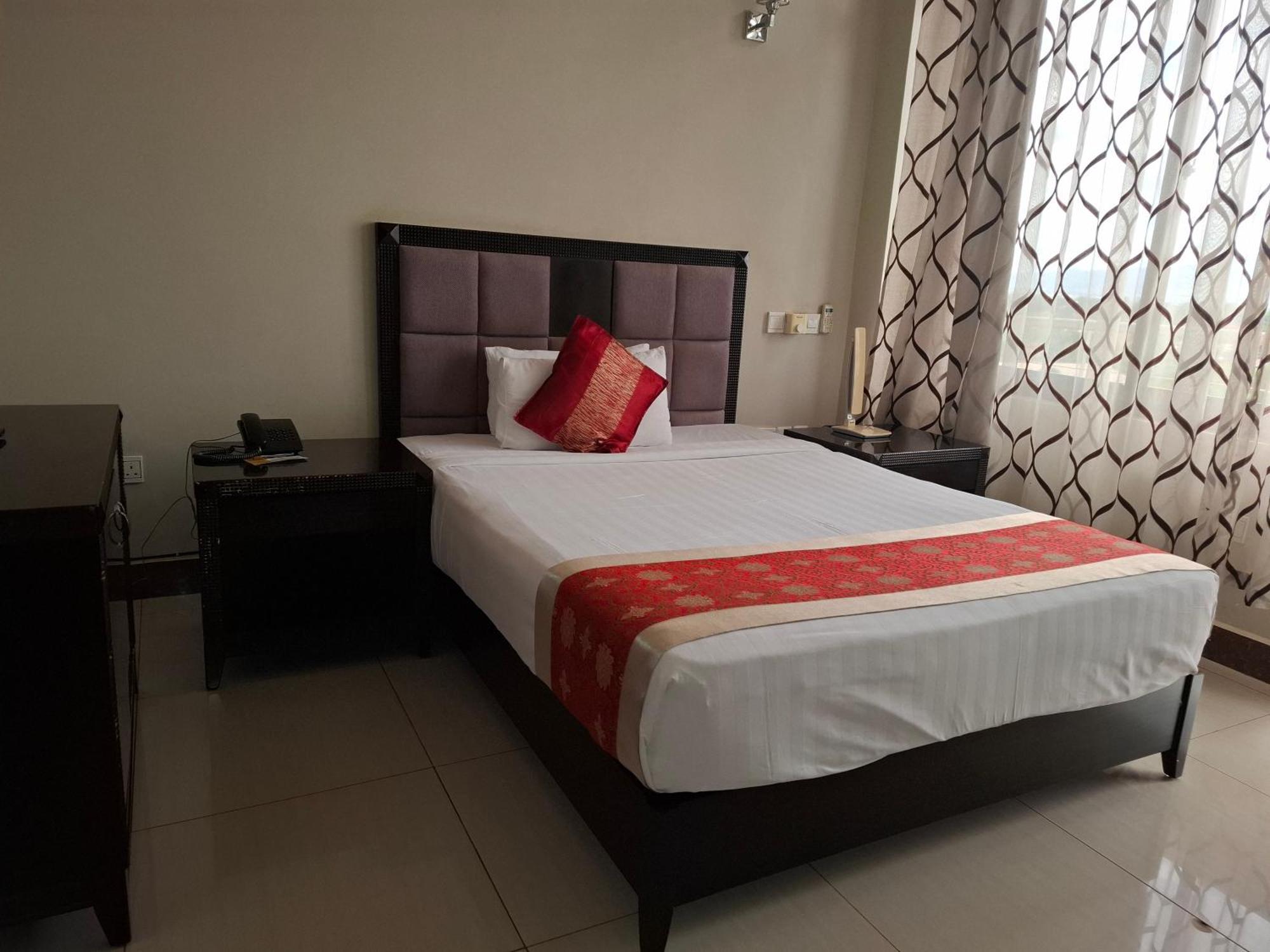 Flomi Hotel Morogoro Dış mekan fotoğraf