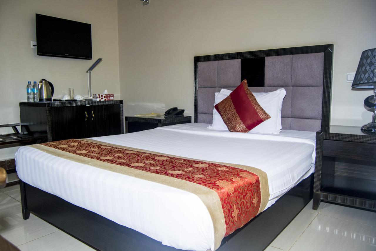 Flomi Hotel Morogoro Dış mekan fotoğraf